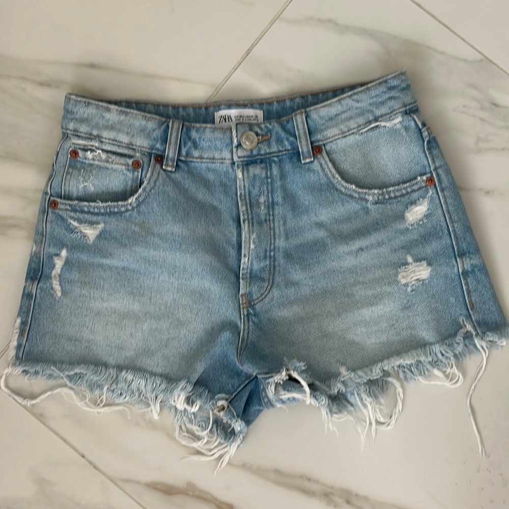 ZARA cutoff jean shorts